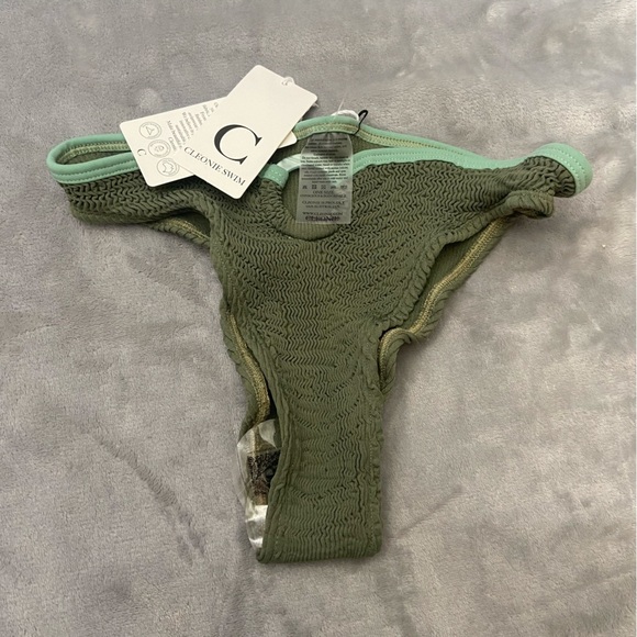 New! Cleonie Orpheus crinkle color block bikini bottoms 4974 - Picture 5 of 10